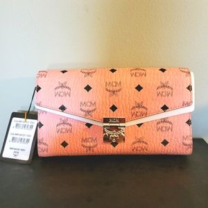 MCM Medium Mille Crossbody Soft pink Visetos